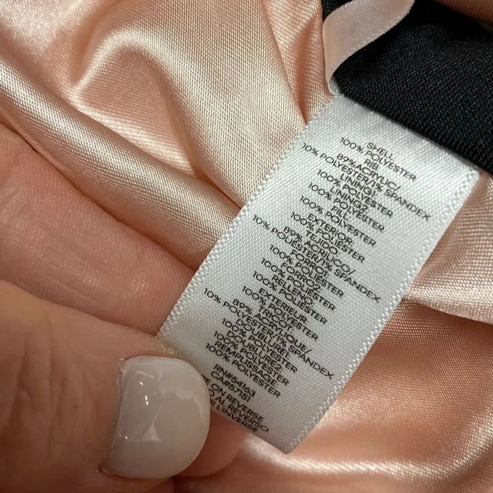 Calvin Klein Blush Puffer Vest Size Medium - Picture 6 of 7